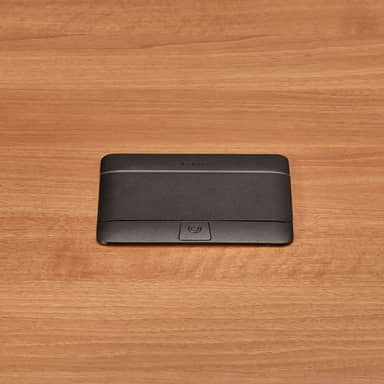 DEQUORUM FLIP UP,BLACK WITH 15A RECEPTACLE